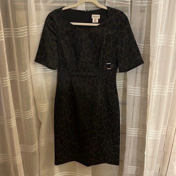 Worn once paid $395 purchase from her store at short Hills, Mall, New Jersey - Picture 3 of 6